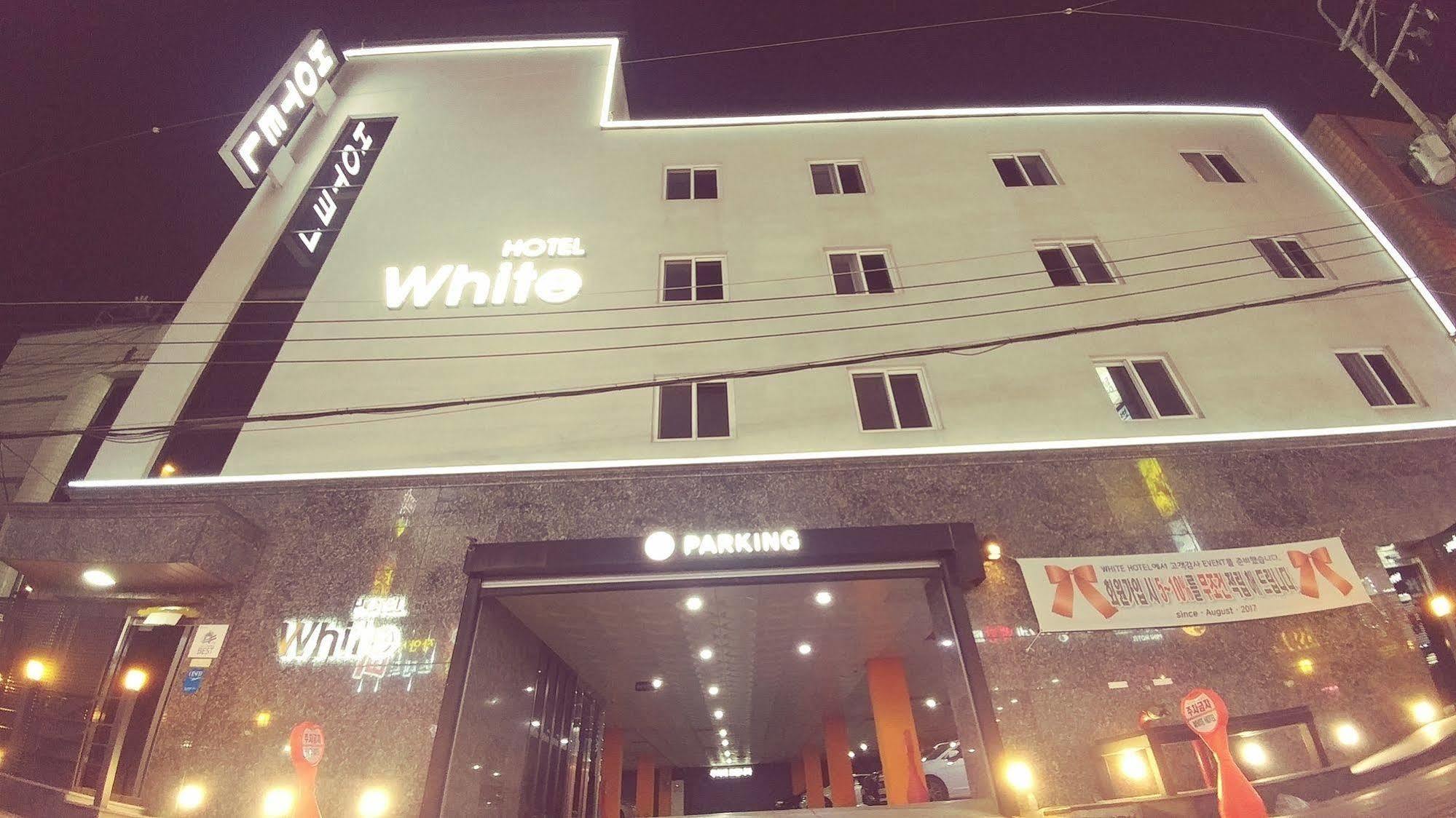 White Hotel Сувон Екстер'єр фото